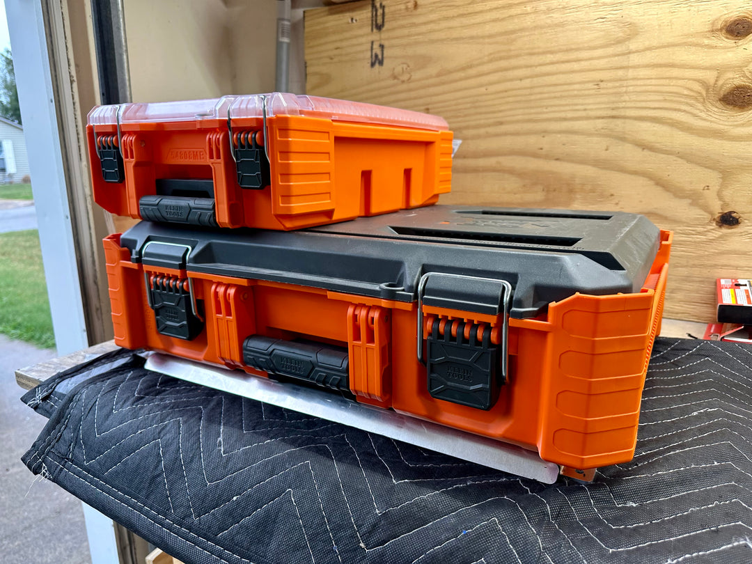 Premium Metal Mounting Plate for Klein MODbox™ – OzTech