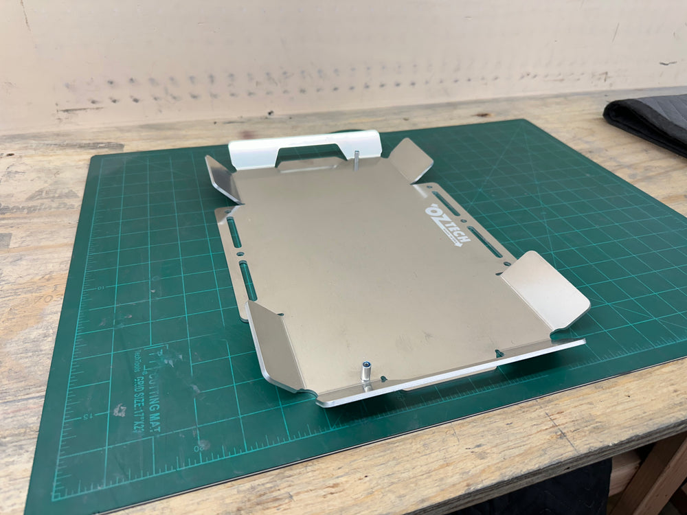 Half width mounting plate for toughbuilt stacktech